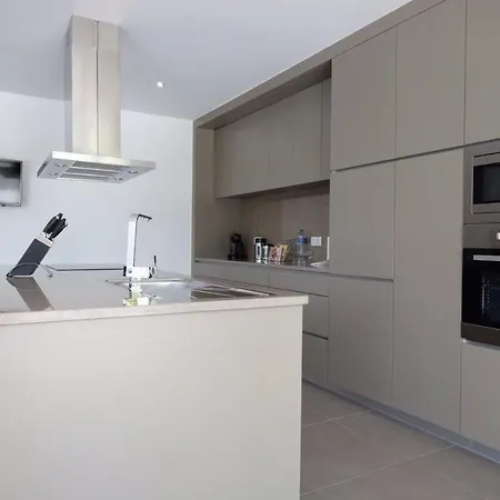 Luxurious In - Private Pool Villa