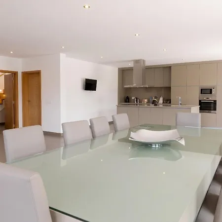 Luxurious In - Private Pool Villa Vieira do Minho