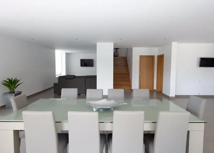 Luxurious In - Private Pool Vieira do Minho